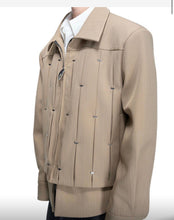 Blouson beige et decor metallic empiècement