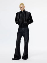 Blouson noir poches côté avec découpé