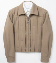 Blouson beige et decor metallic empiècement