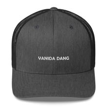 Vanida Dang - Casquette Vanida Dang mesh et broderies - Couture Franco-Chinoise