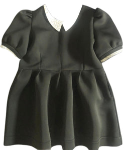 Robe noire col Claudine