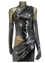 Robe silver drapée asymétrique